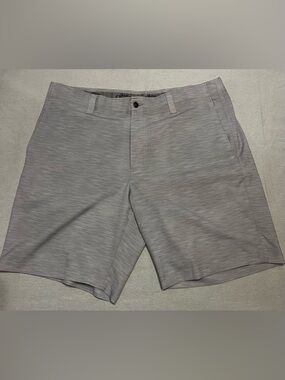 Callaway Men's Light Gray Flat-Front Golf Shorts